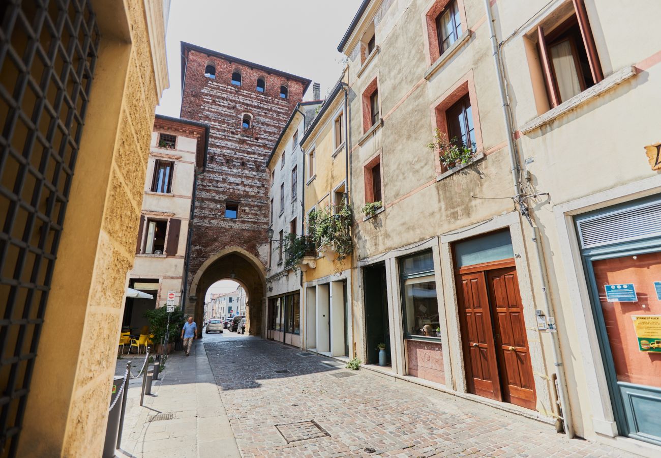 Appartement à Bassano del Grappa - Mansarda con travi a vista nel Centro Storico