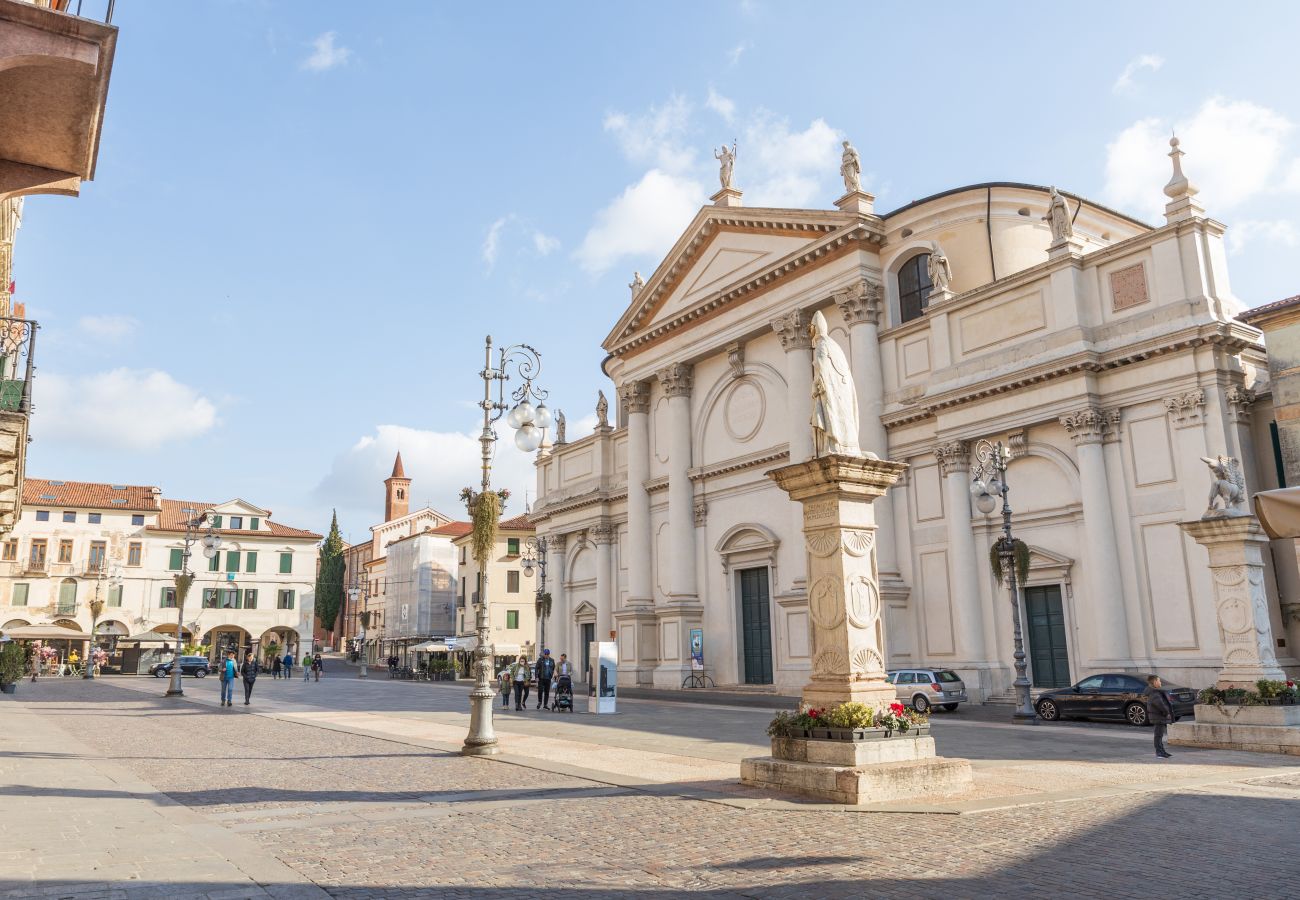 Appartement à Bassano del Grappa - Mansarda con travi a vista nel Centro Storico