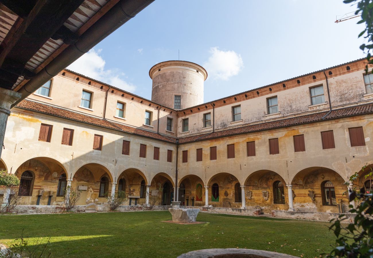 Appartement à Bassano del Grappa - Mansarda con travi a vista nel Centro Storico